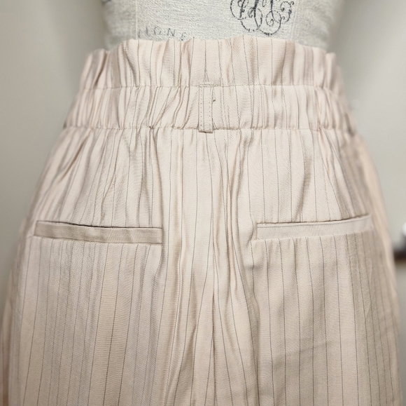 ASOS Pinstripe Paperbag Palazzo Pants NWT - Picture 6 of 10
